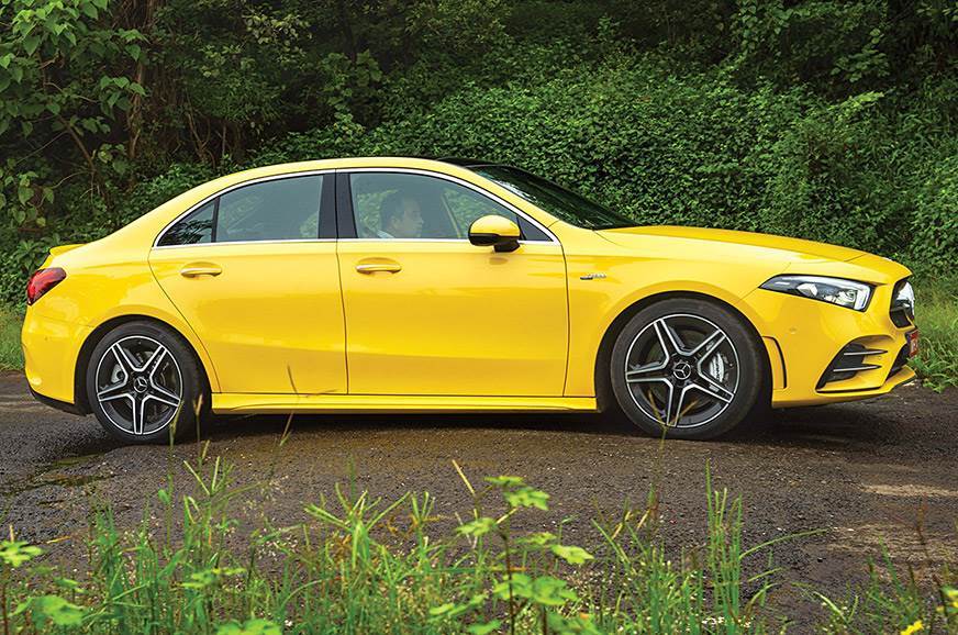 体验奔驰a级豪华轿车不带加长轴距的紧凑型小车