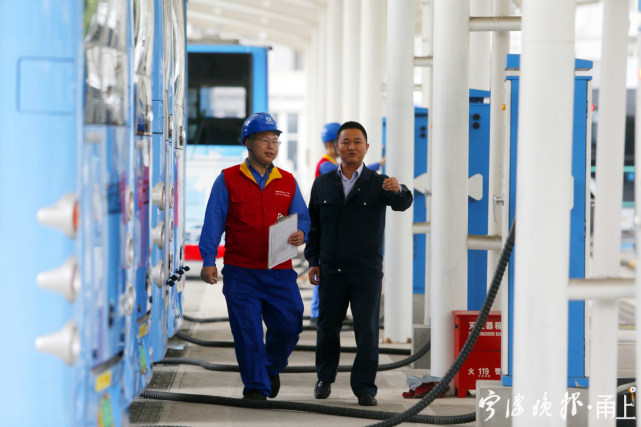 电动公交跑起来！宁波实现公交充电站全覆盖_腾讯新闻