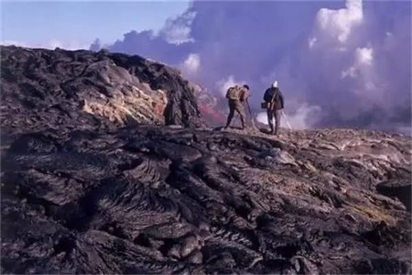 叙尔特塞岛,这座岛形成与上个世纪60年代的冰岛,是冰岛一座外海的火山