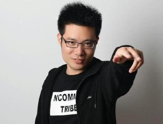 lol大司马直播换发型扬言要去健身只为成为真肌肉金轮