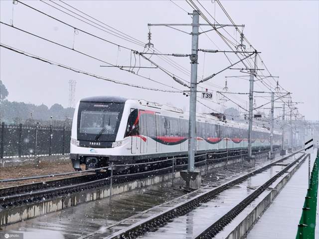 川藏铁路迎来科技大阅兵