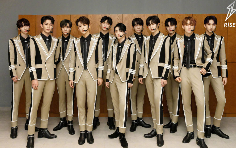 在国内男团当中,r1se名气不小,以后11位成员就要各自单飞了,粉丝们