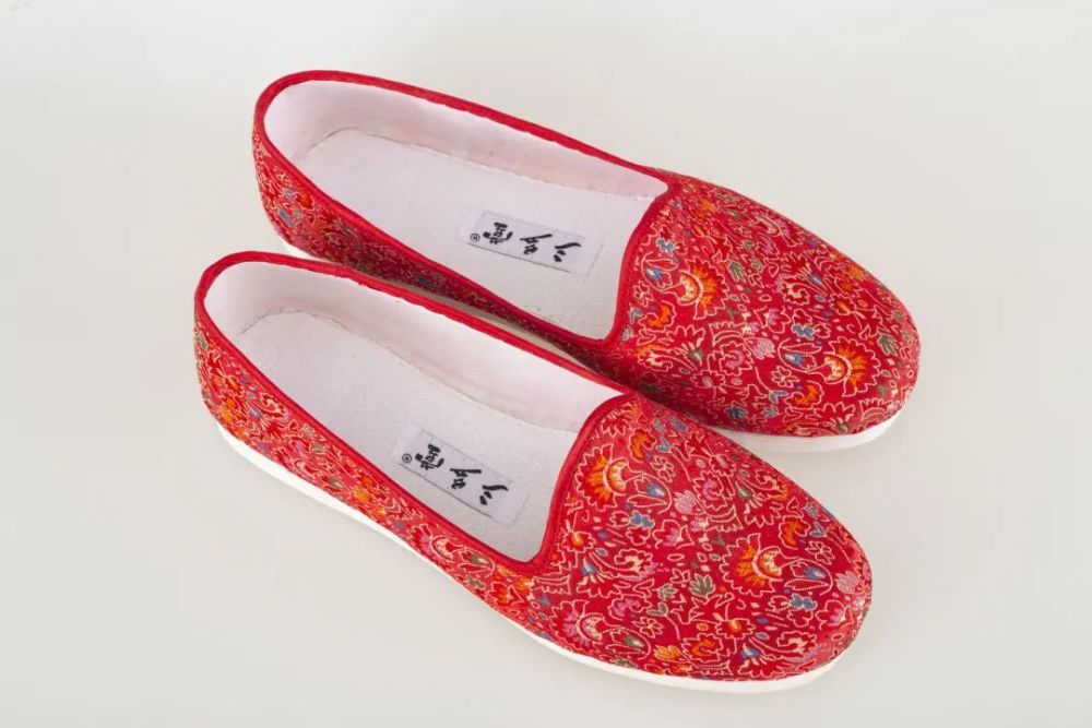 非遗购物节云探店│三多堂布鞋足蹬布履反朴还淳