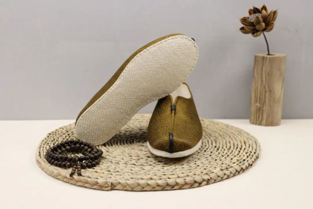 非遗购物节云探店│三多堂布鞋足蹬布履反朴还淳