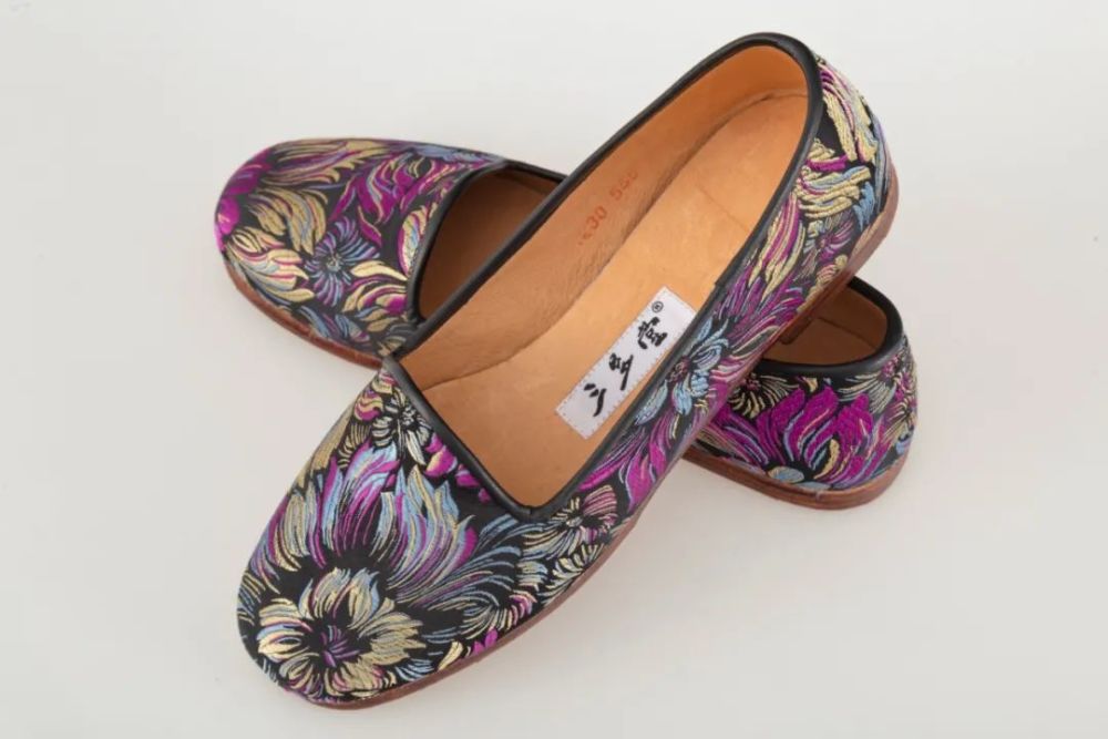 非遗购物节云探店│三多堂布鞋足蹬布履反朴还淳