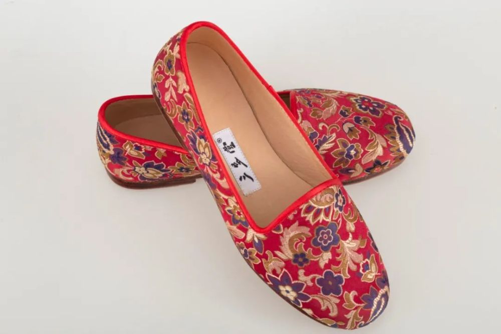 非遗购物节云探店│三多堂布鞋足蹬布履反朴还淳