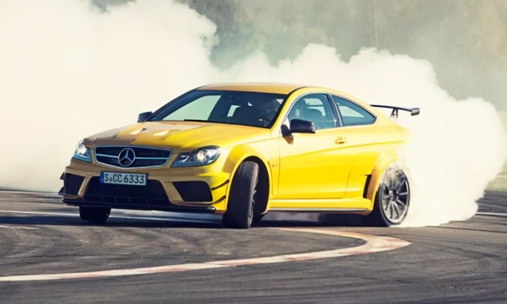 amg跟三菱还有一段历史当年的戈蓝amg有人记得吗