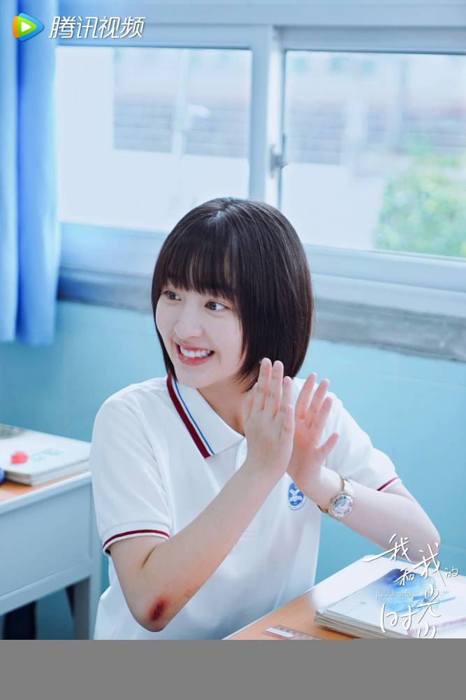 00后小花邓恩熙她的未来很有爆相