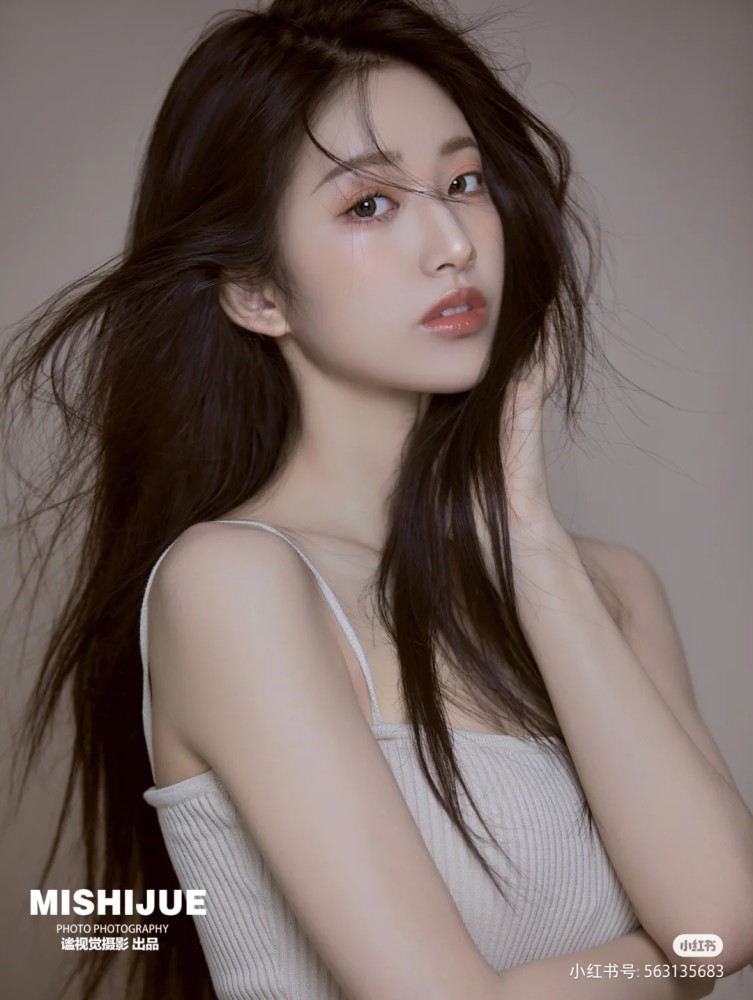 韩系美女封面写真