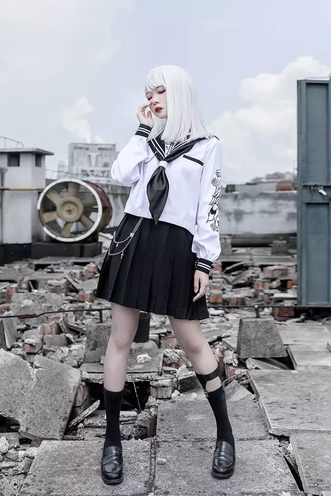 jk少女不良jk双子款成年人从来不做选择