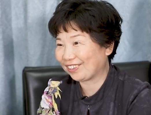 姚策生母杜新枝"最新"回应,澄清疑点,表示李圣律师造假_腾讯新闻
