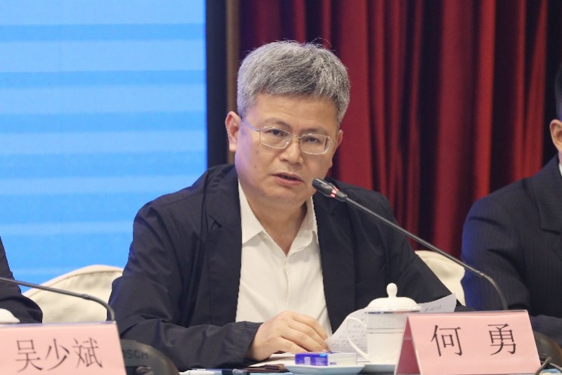 执信中学校长:疫情对高考备考有一定冲击,但影响没那么大