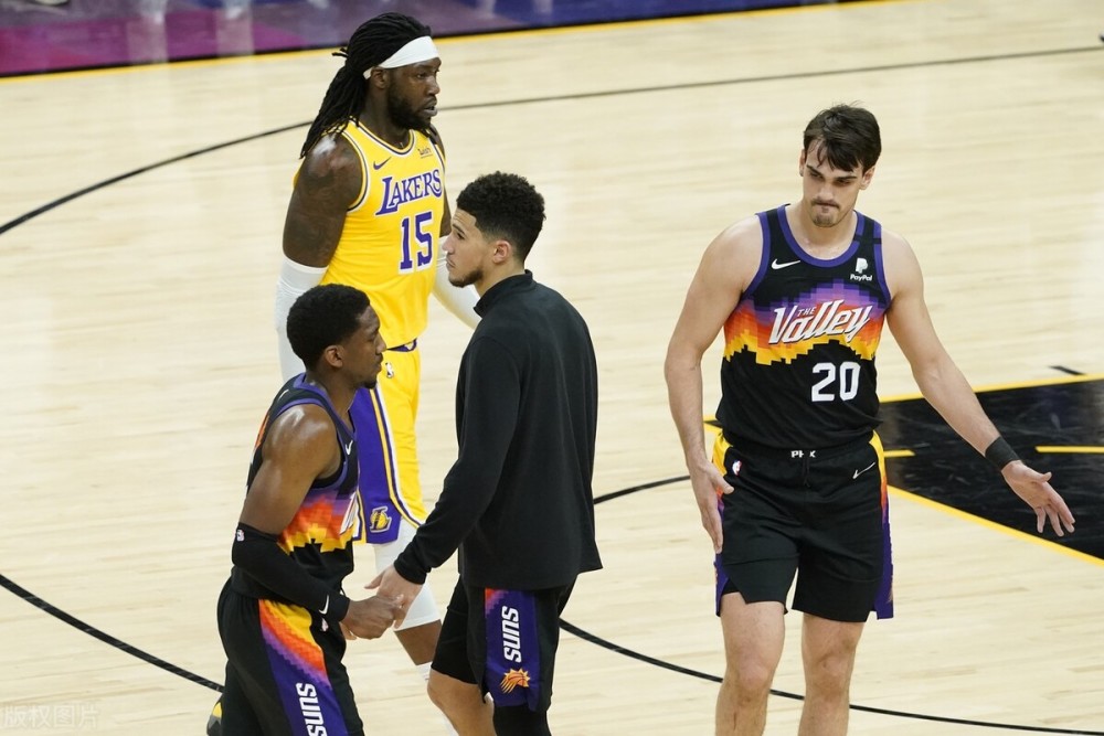 姚明 姚明＋易建联＋朱芳雨＋郭艾伦＋林书豪，在nba能否击败湖人队？
