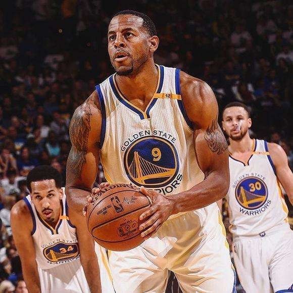 詹姆斯 这些NBA球员不去当健美运动员太浪费了，马盖蒂肌肉胜过詹姆斯