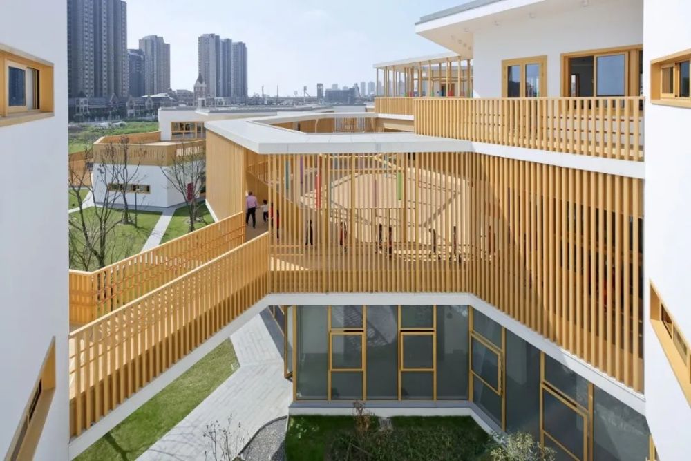 幼儿园建筑设计:上海安亭华东师范大学附属双语幼儿园/案例