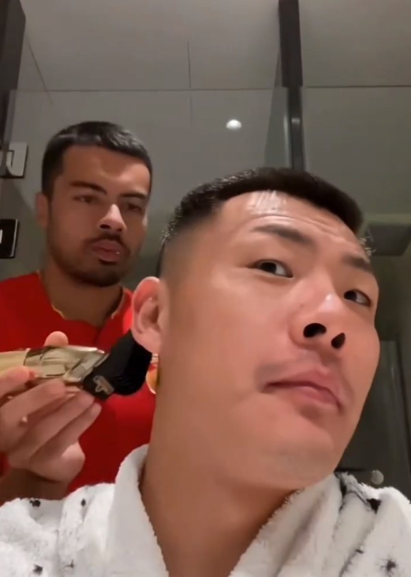 还好我不管这些破事了,中国男足