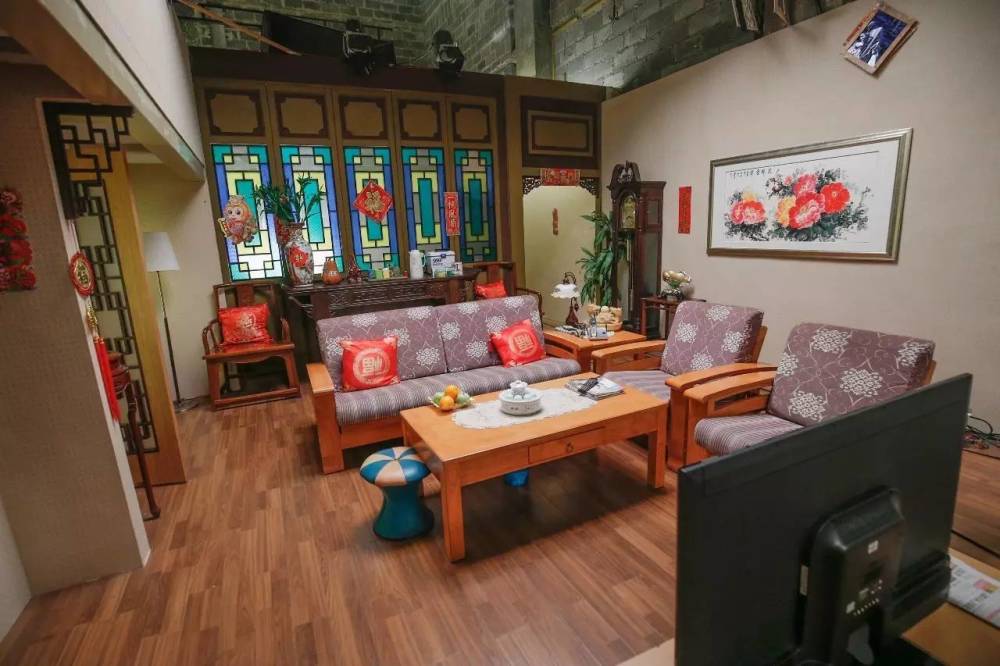 《外来媳妇本地郎》何时变味?二哥去世,搬离西关大屋,康伯退出