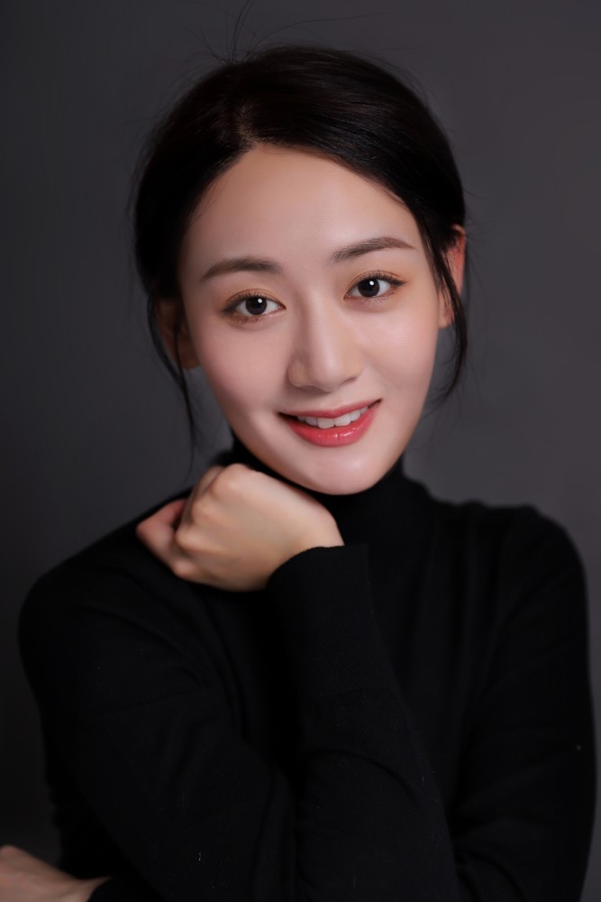 据悉,宋美洁近期参演的《理想照耀中国》《遇龙》两