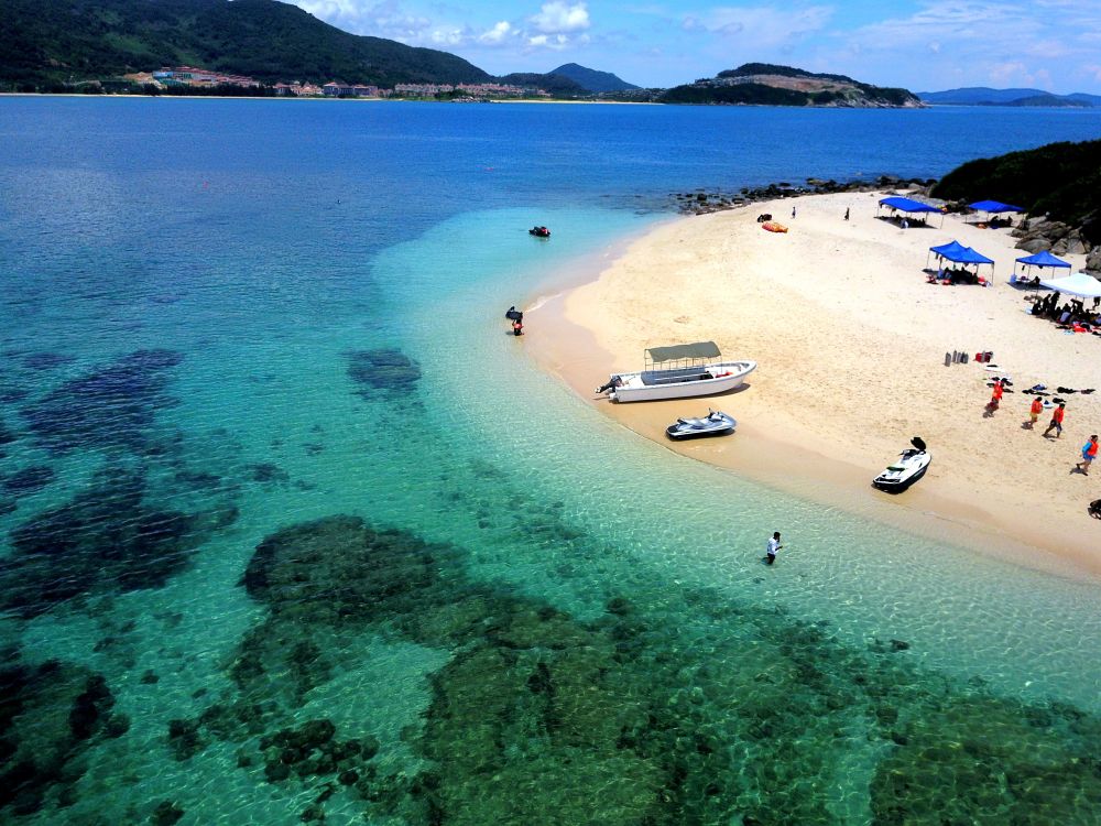 海南最適合衝浪的地區,真正的世界級海景,你知道在哪嗎?_騰訊新聞