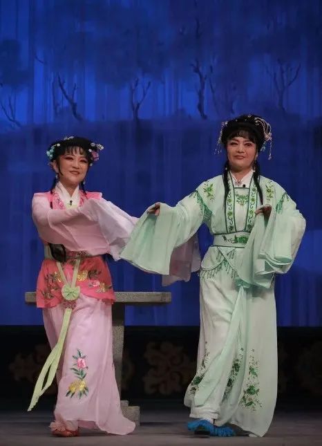 星期五剧场丨吕剧《三女拜寿》讲述经典美德故事