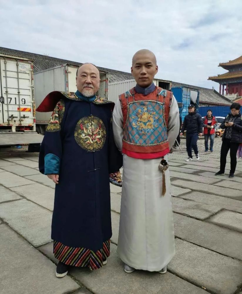 《穿越时空的爱恋》19年,男主成影帝,男二无戏拍