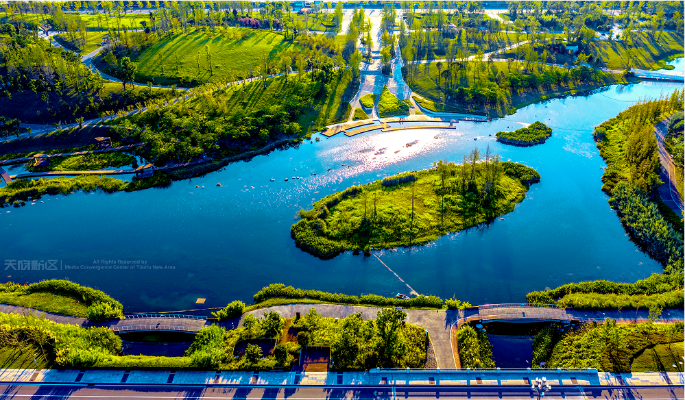 麓湖经济学成都的财富新流向