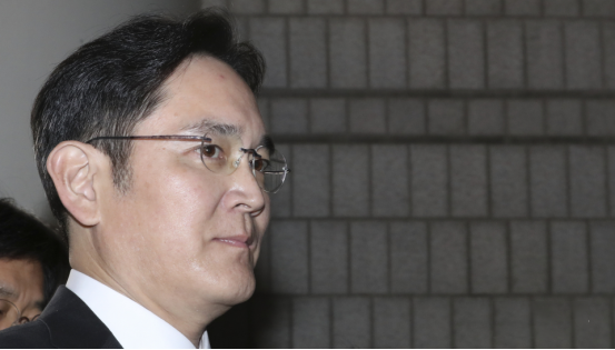 韩国4大财阀施压文在寅 要求 放人 的背后 美国在摇旗助威 腾讯新闻
