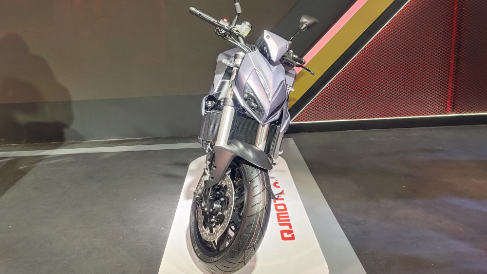  4 QJMOTOR 700 