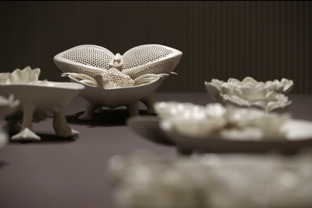 从泥土到语言古老的陶瓷竟能玩出这么多新花样