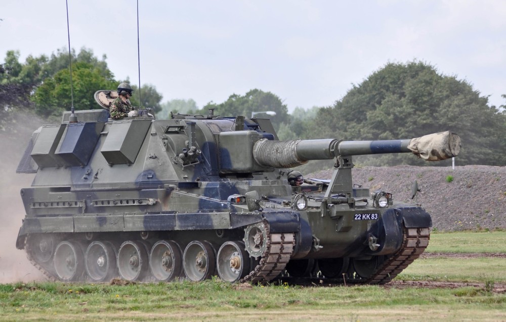 英国陆军as-90自行榴弹炮报道称,韩华防务公司在新闻稿中表示:"韩华