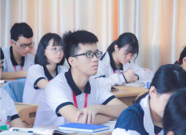 文科生 和 理科生 有何不同 毕业5年后 才发现差距这么大 腾讯新闻