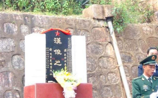 烈士熊汉俊:年仅21岁被水泥封入桥墩,如今列车经过都会鸣笛30秒_腾讯