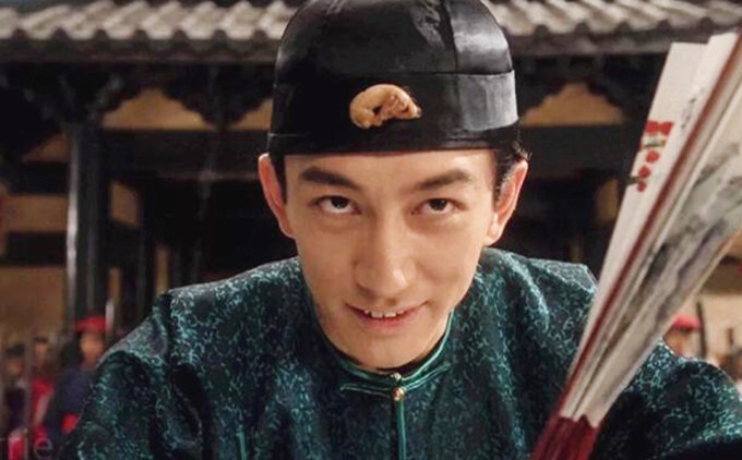 又一港星移居内地!吴启华被曝中山买300平方豪宅,装修奢华似酒店