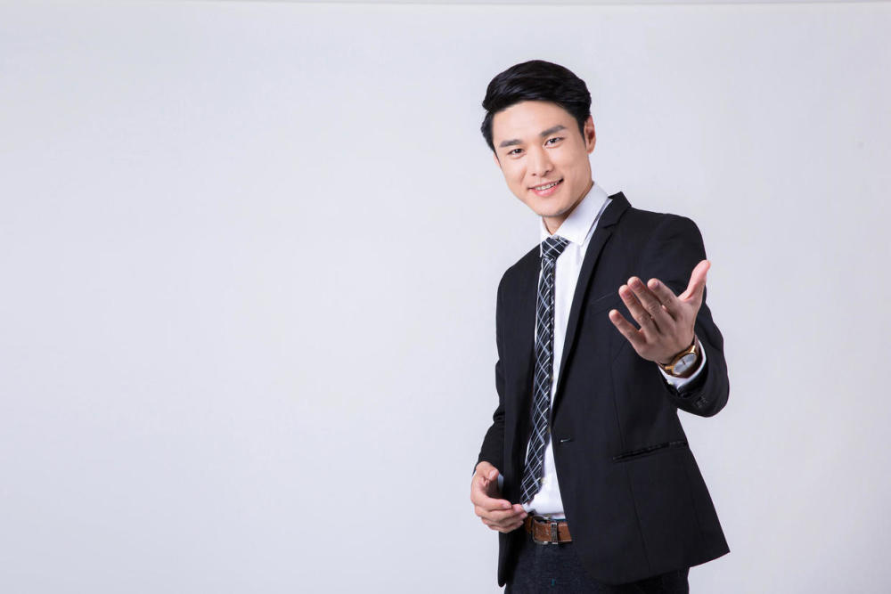 靠几个粽子,从职员升到部门经理,网友:会应酬的人,职场开挂啊