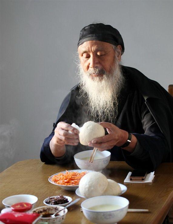 七律61沉痛悼念任法融道长