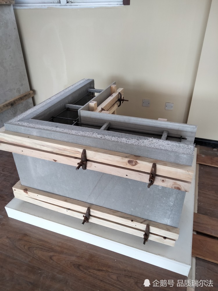 3分钟了解保温免拆模板