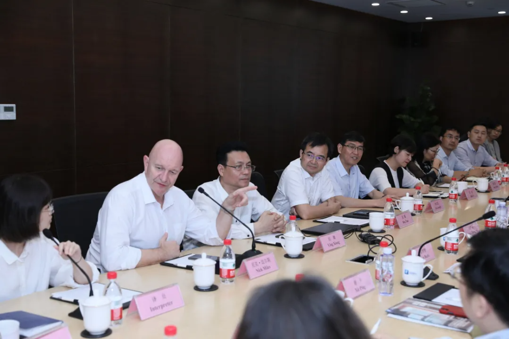 中国商飞副总经理郭博智一行考察宁波诺丁汉大学