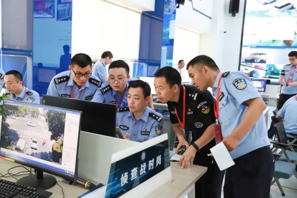 这场10多个警种部门联动参与的"对抗"太燃了!