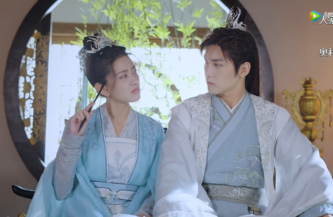 《双世宠妃3》檀儿爆笑追夫,精分墨连城一吻就掉线,笑瘫了