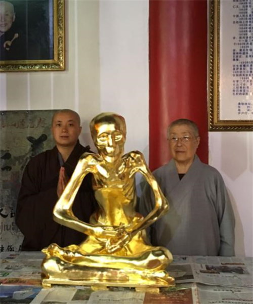 富家小姐剃度出家85岁成为肉身菩萨为何女性特征全部消失