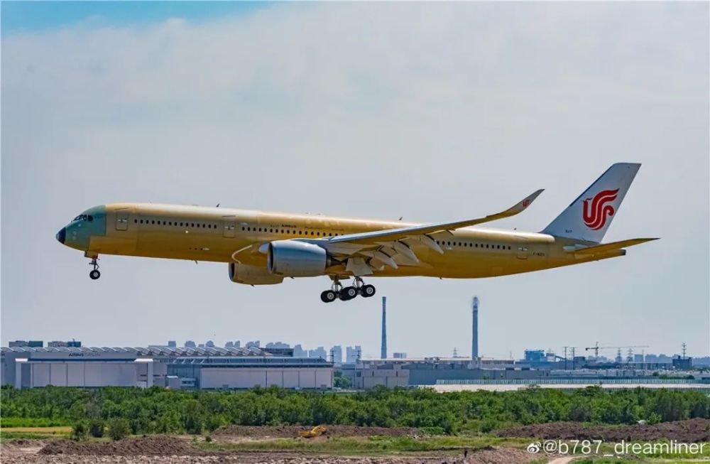 国航首架天津交付a350来了
