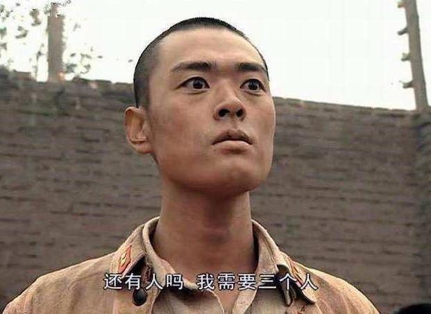 如今超火的李大钊扮演者是不是很眼熟他就是亮剑里的魏和尚67