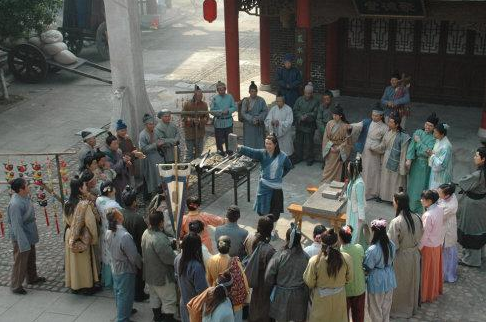 你不知道的一代宗师黄飞鸿,竟是街头卖艺起家