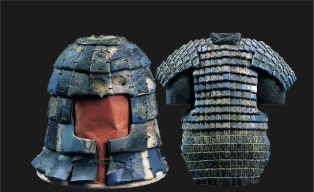 尤注重士兵的防御,所以秦朝士兵普遍装备皮甲,虽然没有秦朝盔甲出土