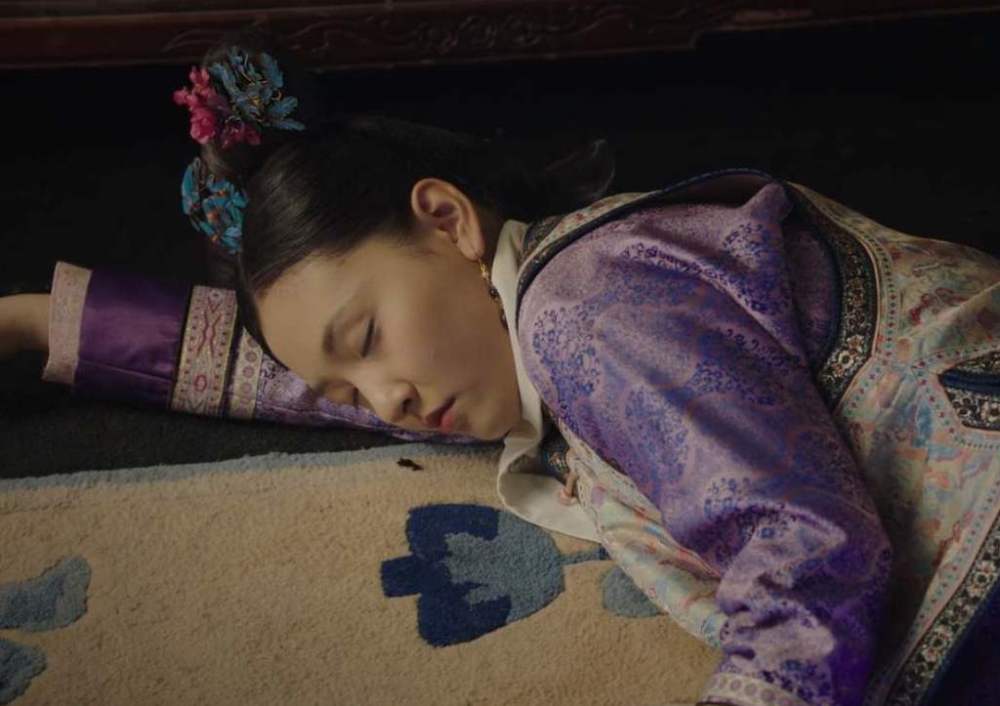 时隔八年,再读《如懿传》原著田芸角:多可笑,永琪爱她的狠毒_腾讯新闻