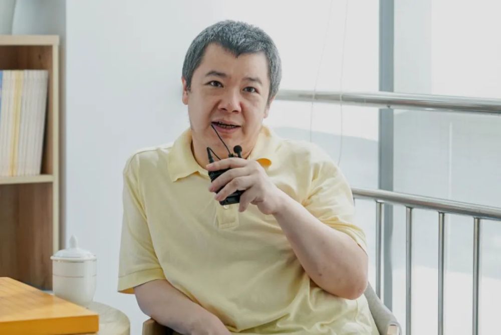 有了根围棋就活了梁伟棠罗洗河接受龙华融媒专访