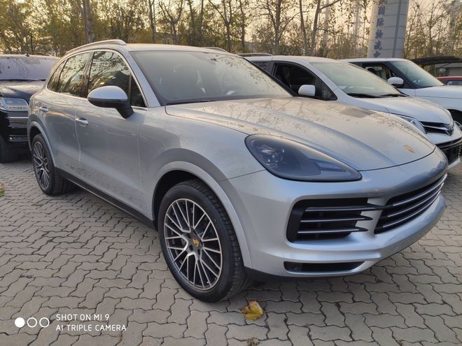 2021款保时捷卡宴s国六开放第一批交车