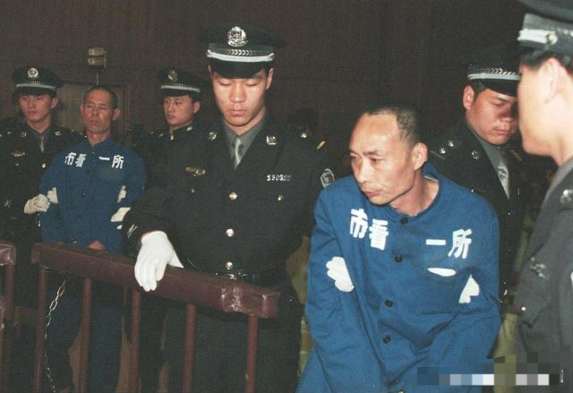 湖南杀人狂魔段国诚伏法记监狱待12年后奸杀13人终伏法