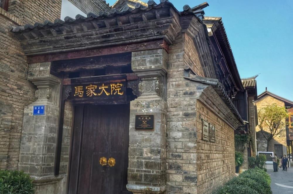 经过百年的变迁,马家大院的辉煌逐渐掩于岁月,如果大家有喜欢这些宅院