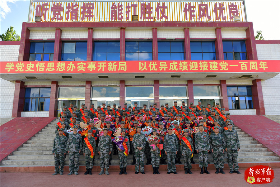 缘何?参赛队员凯旋迎接仪式如此隆重